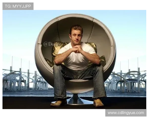 斯科特·凯恩:不止是“K5”,更是好莱坞的“硬汉情深” 斯科特·凯恩:不止是“K5”,更是好莱坞的“硬汉情深”